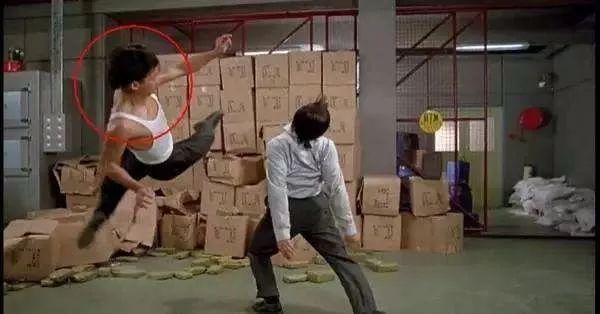 成龙元彪洪金宝甄子丹李连杰电影,李连杰和成龙的武打动作对比