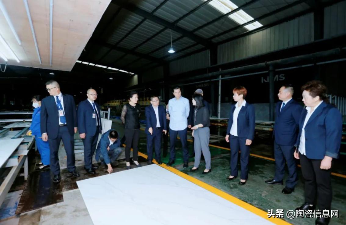 峨眉山金陶岩板加盟,岩板源头工厂招商