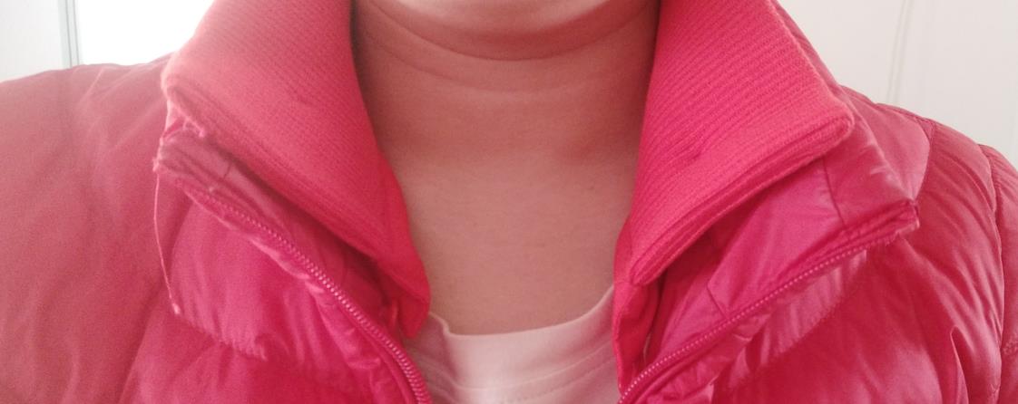 如何预防羽绒服袖子磨损,怎样防止翻领羽绒服领子脏