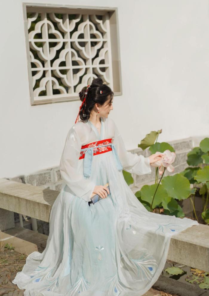 汉服界的十级汉服娘是什么意思,汉服届的十级汉服娘是什么意思