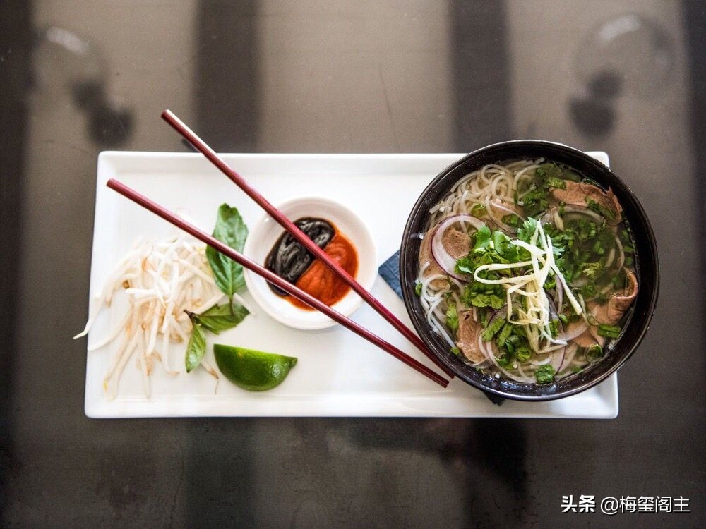 「寻味LAII」加州海滩曼哈屯小姐姐有红烧肉