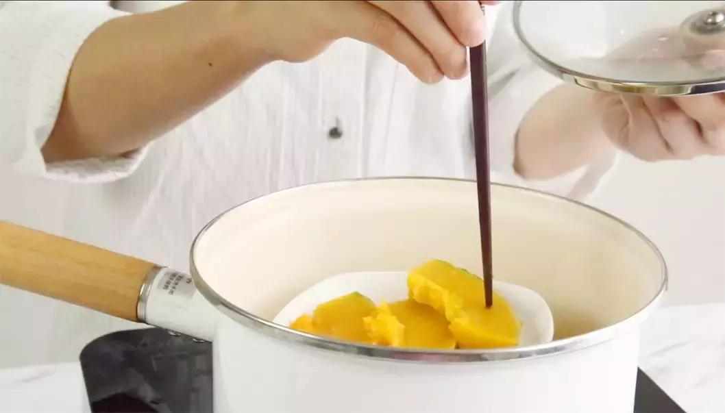 九个月宝宝吃的手抓饼,十个月宝宝辅食手抓饼