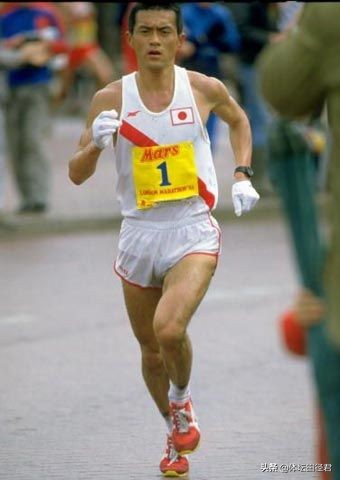基普乔格马拉松破纪录队形分析,马拉松最快纪录基普乔格