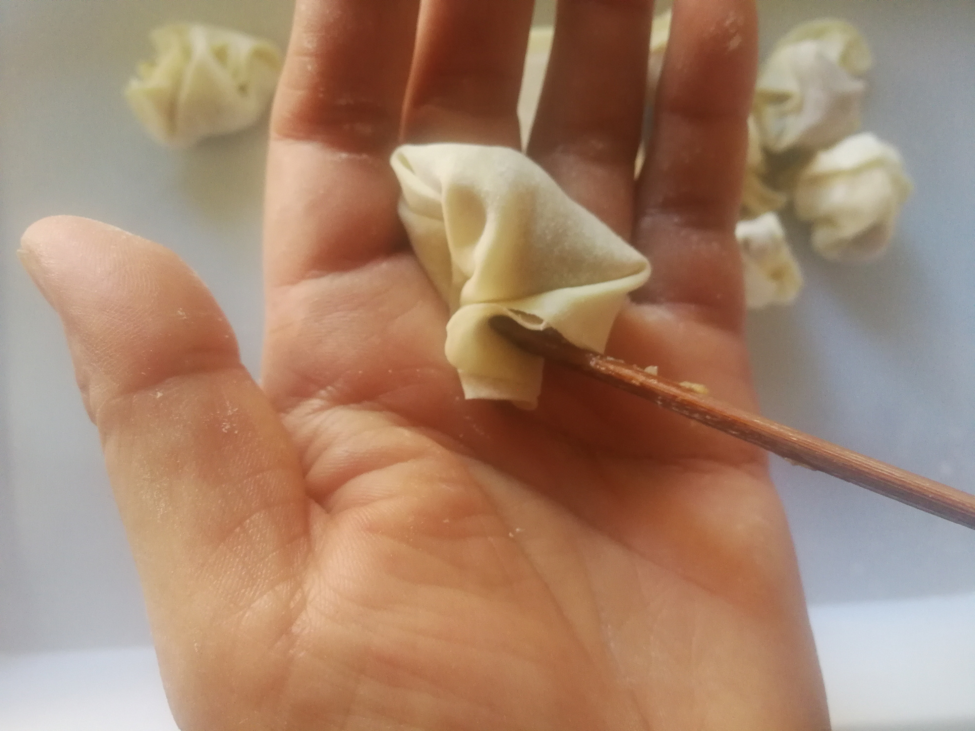 小馄饨怎么不散,包小馄饨的方法简单又好看