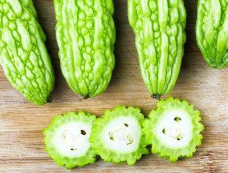 烧排骨加土豆,大厨教你烧排骨