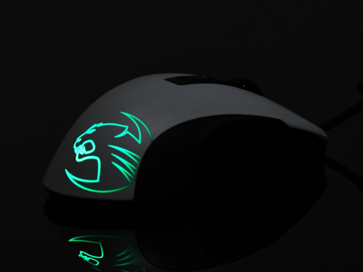 冰豹鼠标哪款适合小手,冰豹koneproair无线鼠标开箱