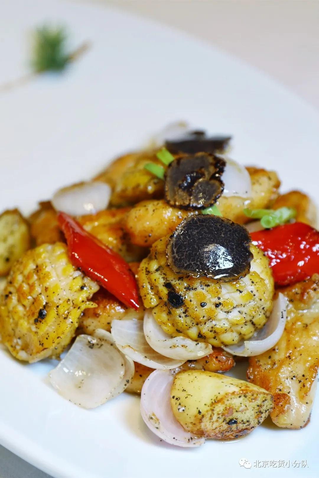 在北京吃遍全国30个地方的招牌菜,北京一天吃遍两个商场的快乐