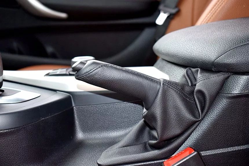 车手宝马,2015款宝马120i领先型