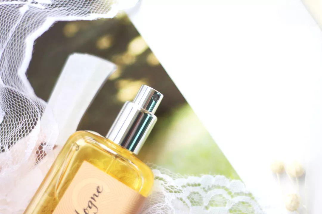 十大撩汉香水,十大撩汉香水推荐