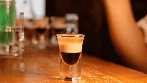 一家超有氛围感的小酒馆,这家小酒馆