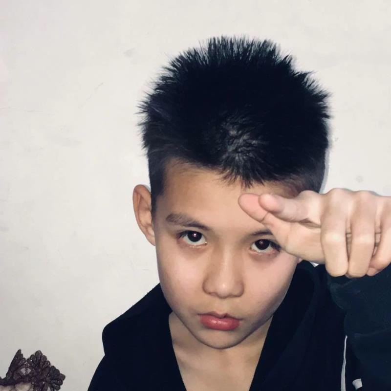 男生头像干净高级质感超酷,永久不换冷门的头像男生励志超酷