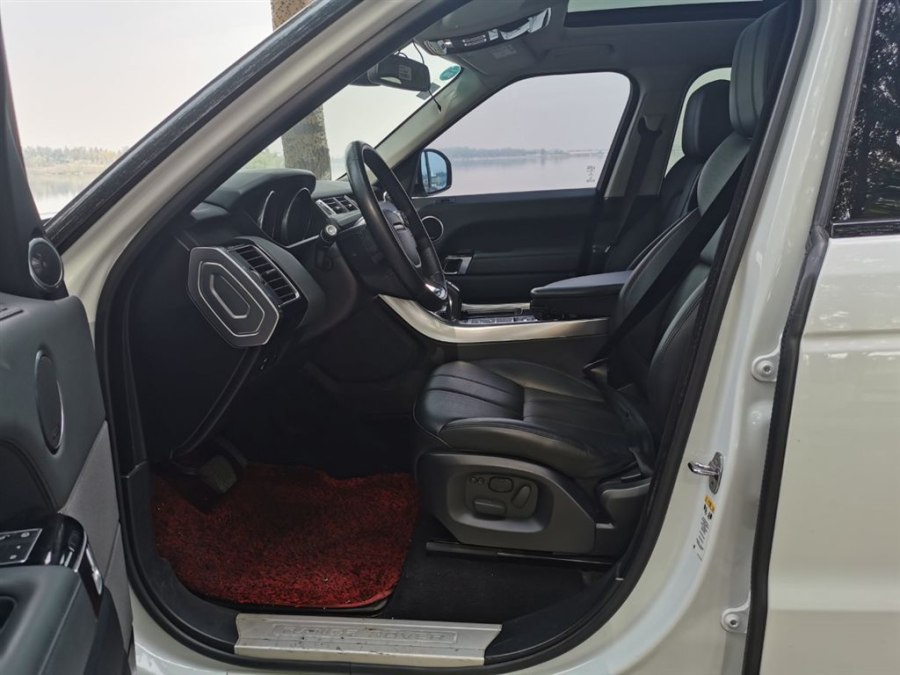 2013年路虎揽胜运动版二手价格,二手14年路虎揽胜运动版黑色1098