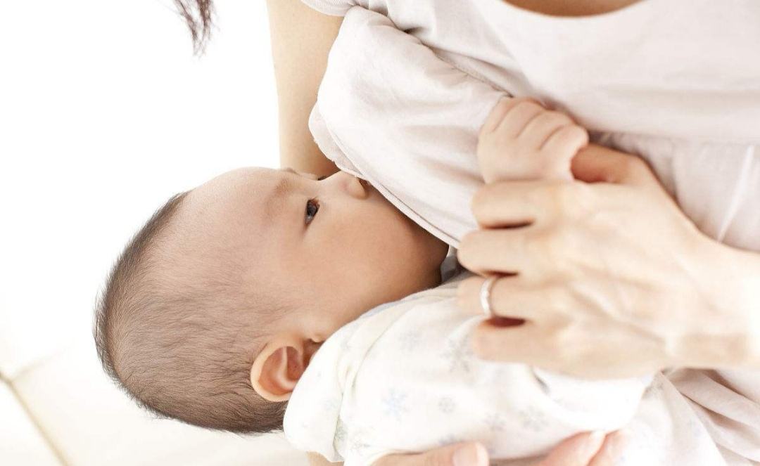 产后第一次来月经会正常吗,产后第一次来月经很久都不干净