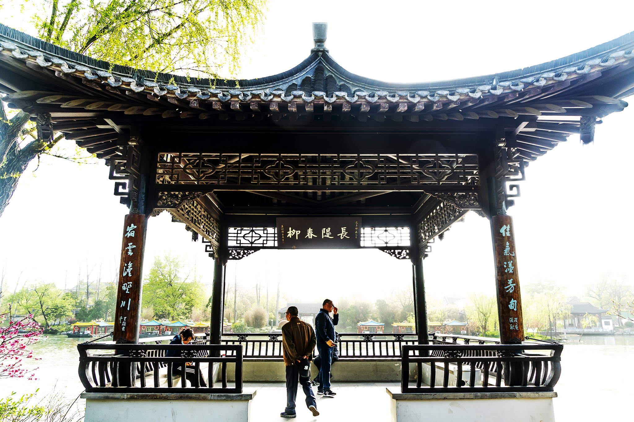 春风十里扬州路烟花三月瘦西湖,扬州三月瘦西湖