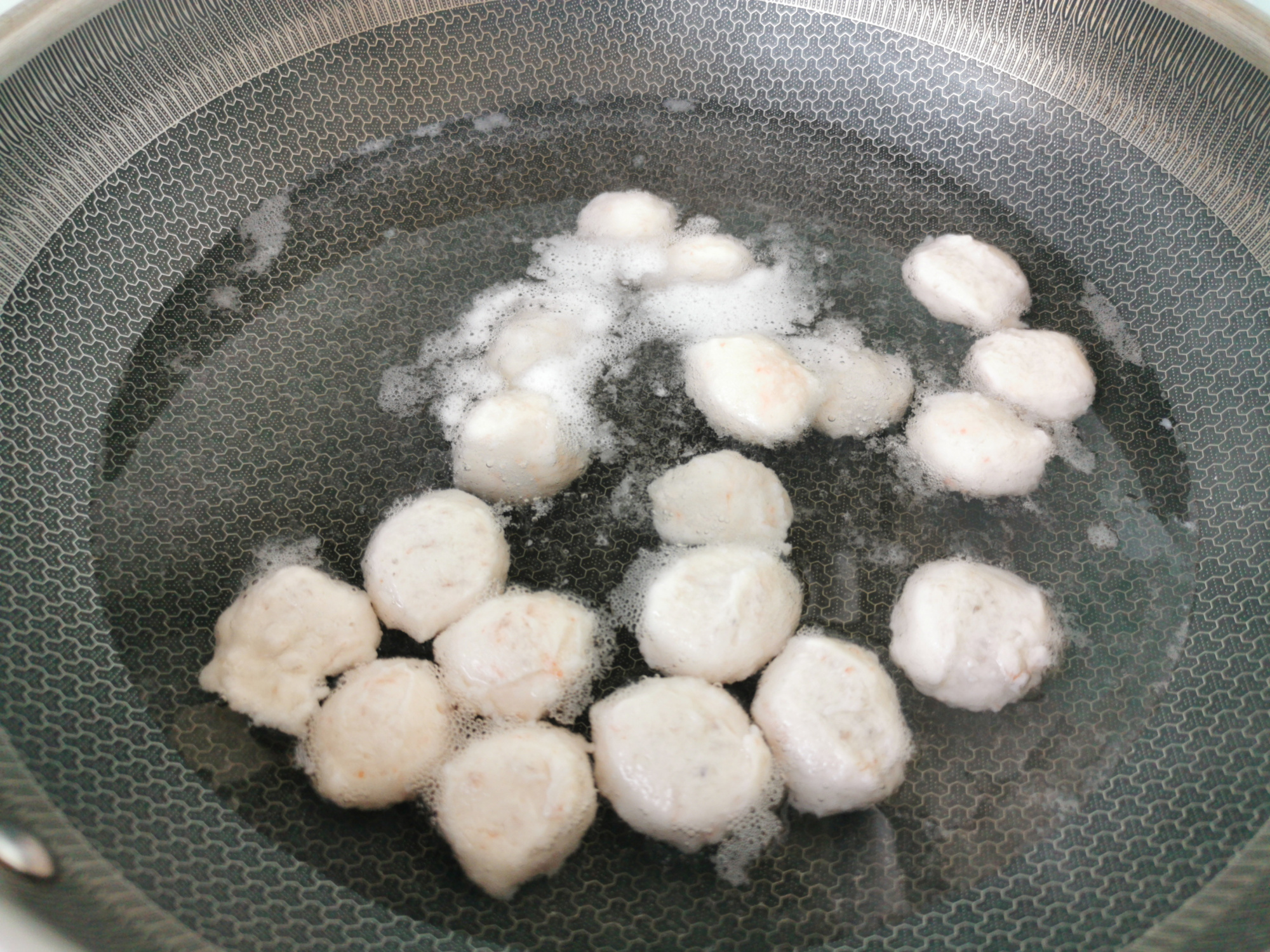 自制美味虾丸,虾丸如何做的q弹爽口