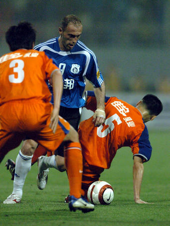 2007年鲁能逆转浦和,2005年鲁能逆转申花