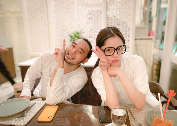 欧阳娜娜旅行团视频,欧阳娜娜假期出游