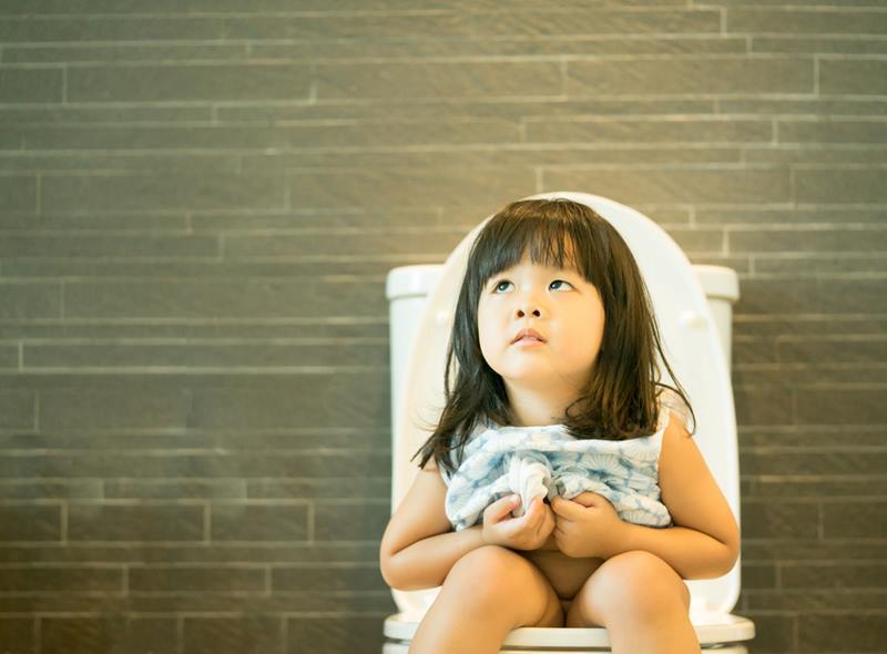 孩子屁屁擦不干净,孩子屁屁湿疹脱皮怎么办