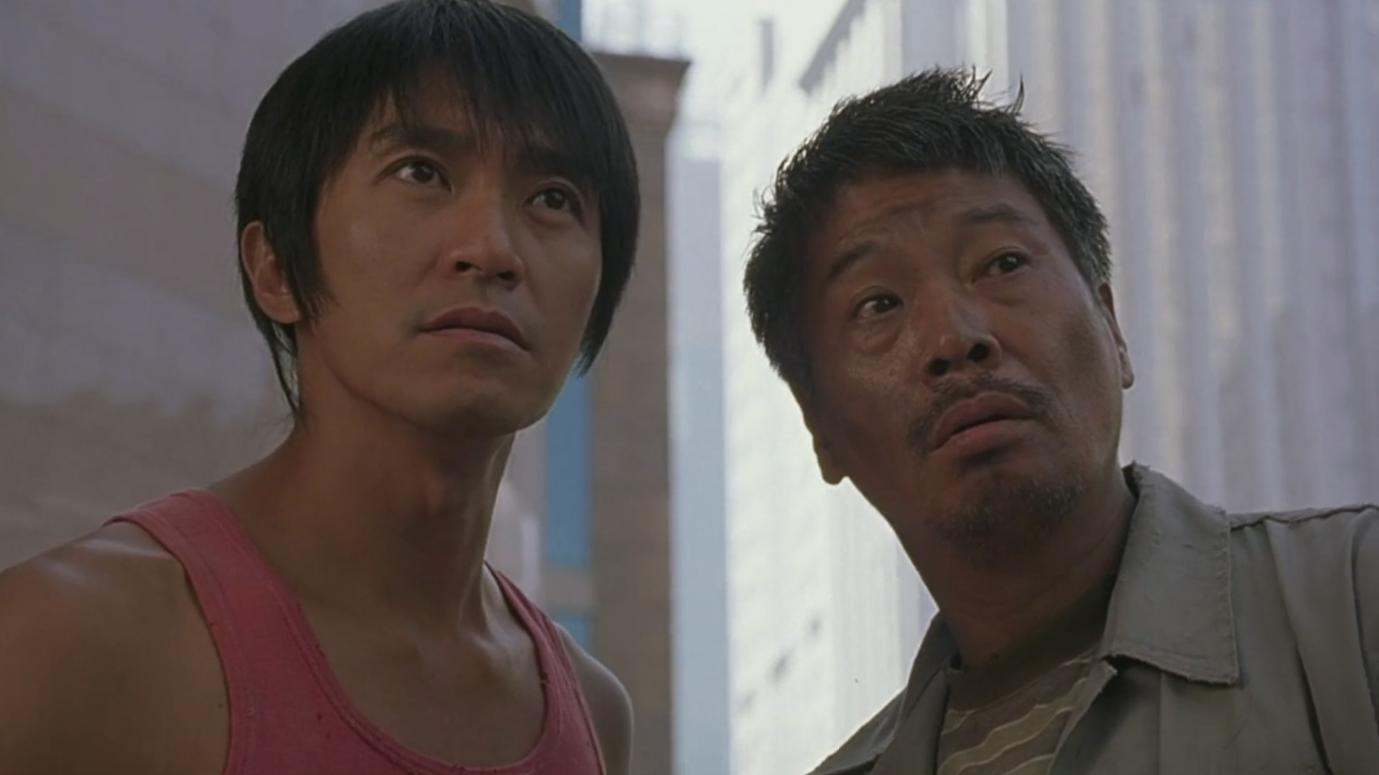 周星驰黄一飞表演节目,周星驰和黄一飞被酒瓶砸的视频