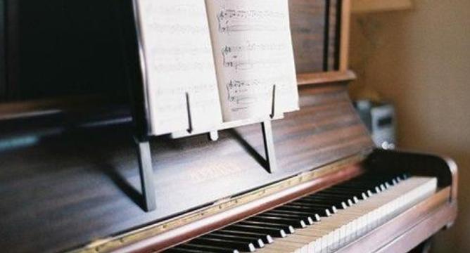 购买钢琴选哪家,二手钢琴哪里买比较靠谱