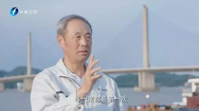 70岁祖国生日快乐,祝愿伟大的祖国70岁生日快乐