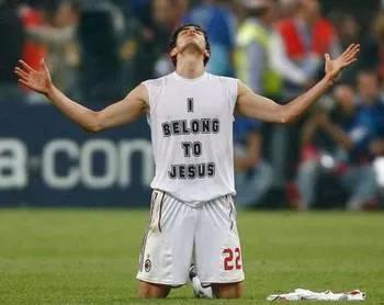 他追过风，我们追过他