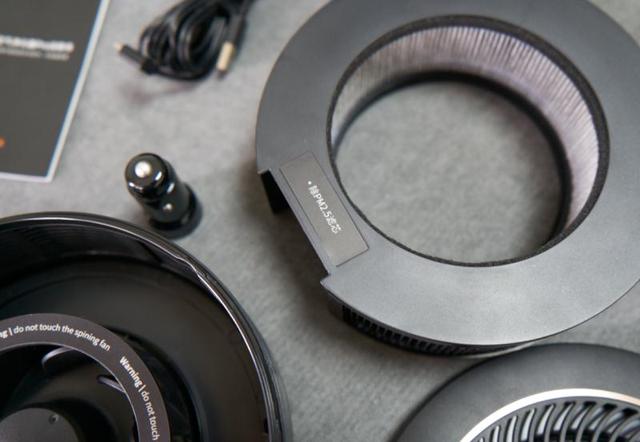 70迈车载净化器视频,70迈空气净化器pro黄灯闪烁