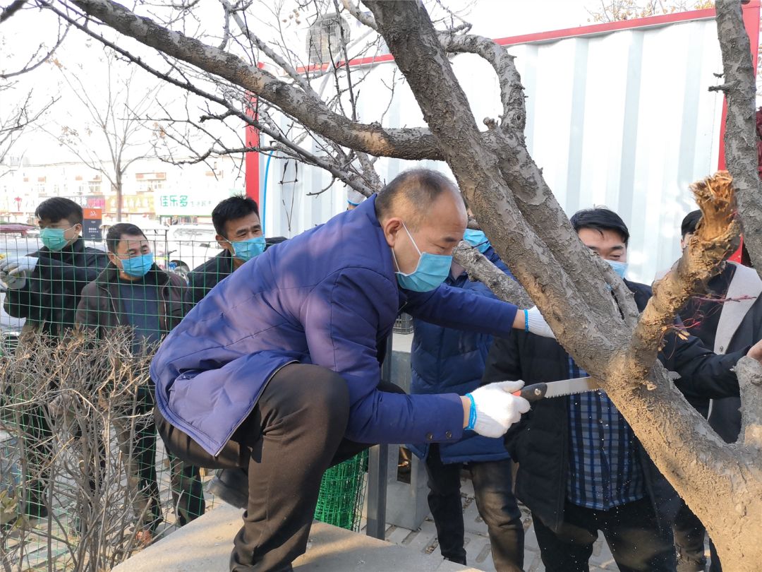 舍小家顾大家团结一致战“疫”情——记濮阳市中医院抗疫英雄团队基建科