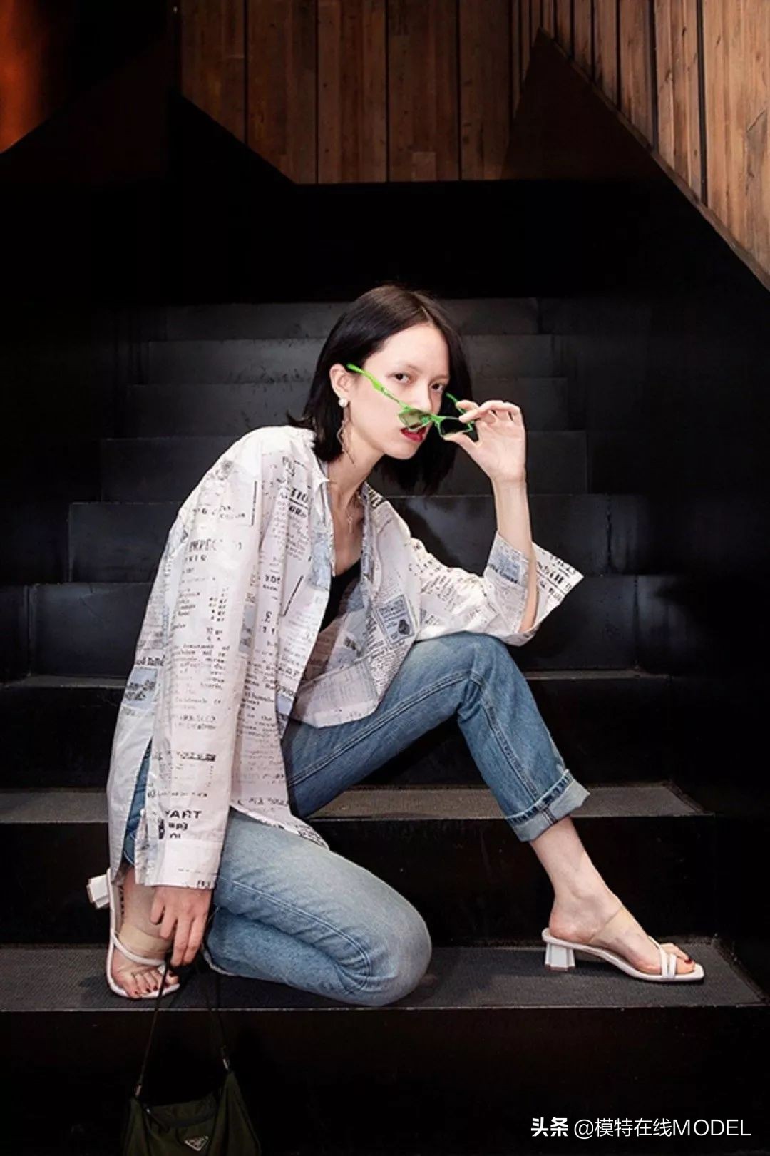 平面模特拍摄姿势新手教程,平面产品拍摄技巧