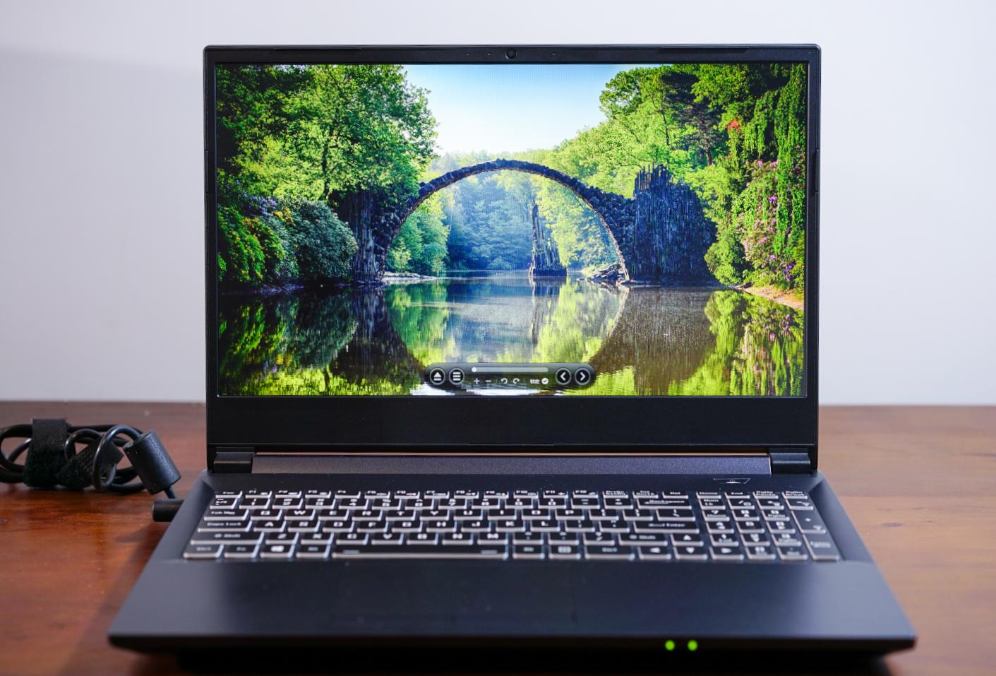 炫龙m7-e8s3怎么样,炫龙m7e6s3优缺点