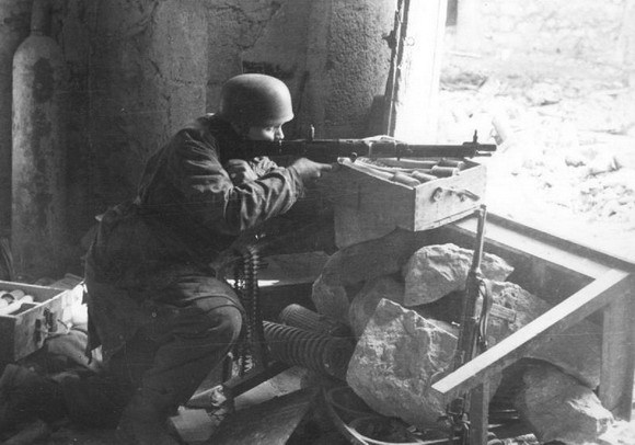 绿*魔色**鬼：德军伞兵第一师，堪比美国101空降师的精锐部队