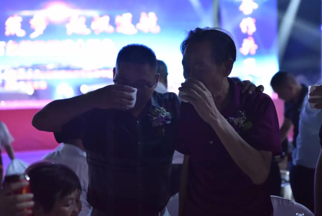 携手筑梦起帆远航万象整装馆盛大开业暨形象大使决赛完美落幕