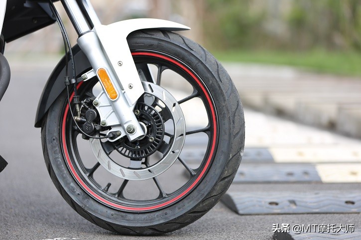 国产街车1w以内性价比高,售价不足万元的街车