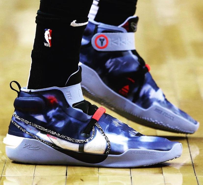 NBA球员上脚：开拓者球员的球鞋，阿里扎穿科比签名鞋