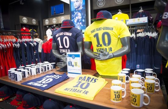 梅西加盟对大巴黎战力影响,加盟大巴黎拿世界杯冠军