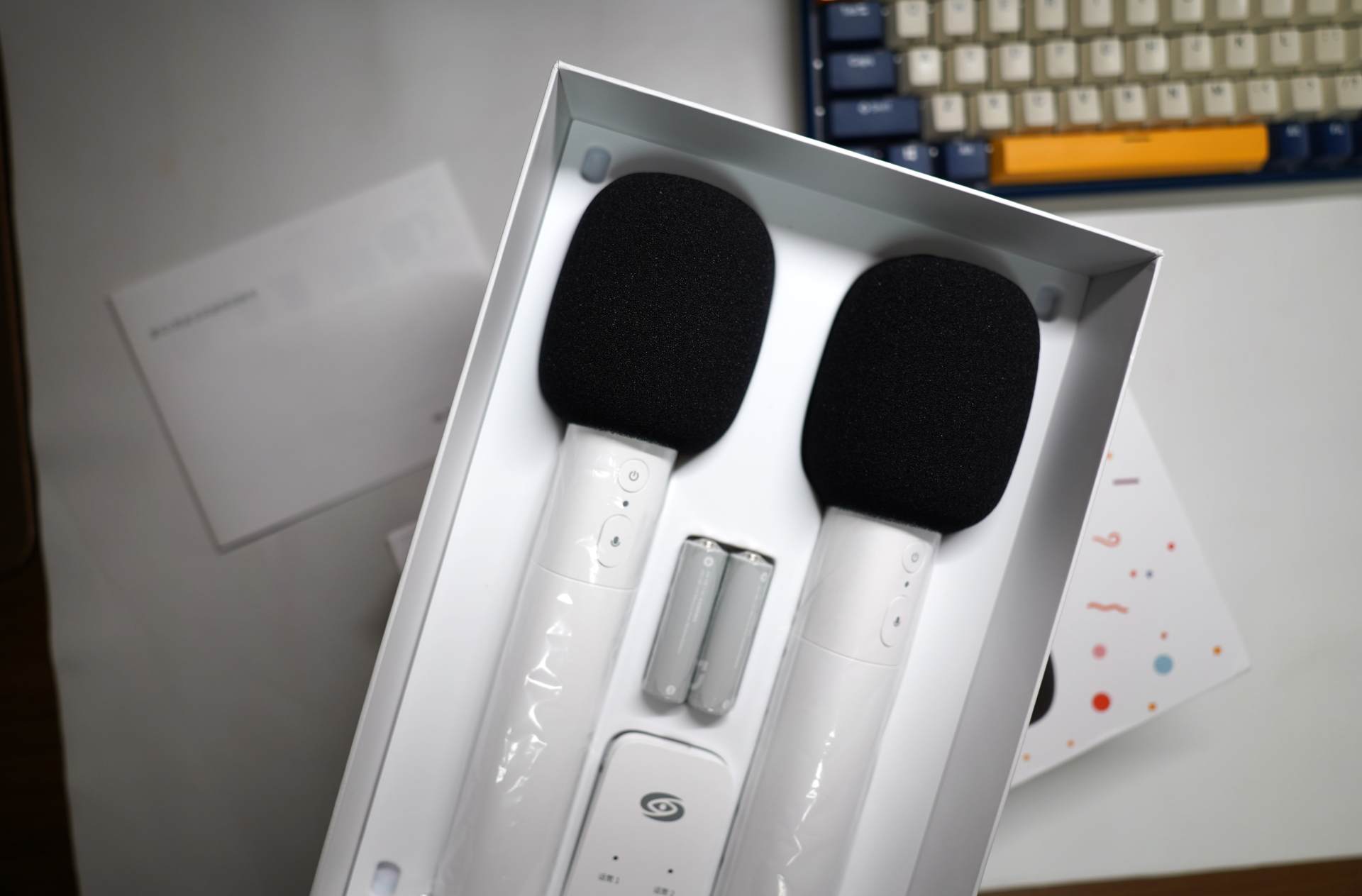 雷石k歌麦克风小程序,特斯拉雷石ktv麦克风有必要买吗