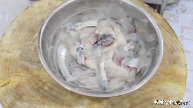 番茄鱼最正宗的做法香辣,番茄鱼最好吃的做法王刚