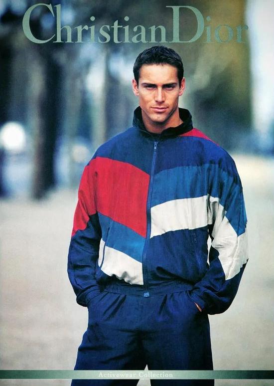 从模特成功转型做主持人,从超模到御姐的蜕变