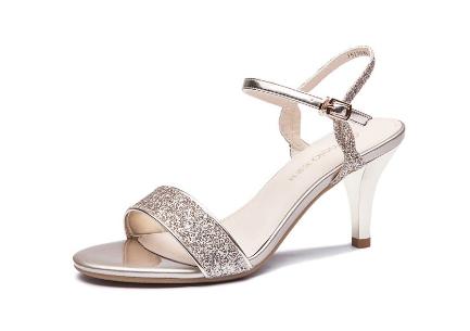 夏天的凉鞋怎么保养,夏天凉鞋怎么防晒好呢