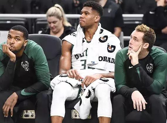 强文推荐|屁股下面有乾坤！雄鹿崛起跟板凳席的椅子还有关系？