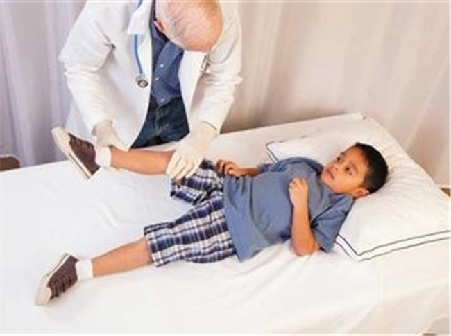 小孩出现生长痛怎么办,17岁青少年生长痛是长高的征兆吗