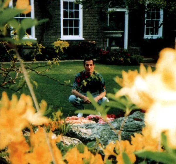 波西米亚狂想曲1985现场完整,波西米亚狂想曲万人合唱1985