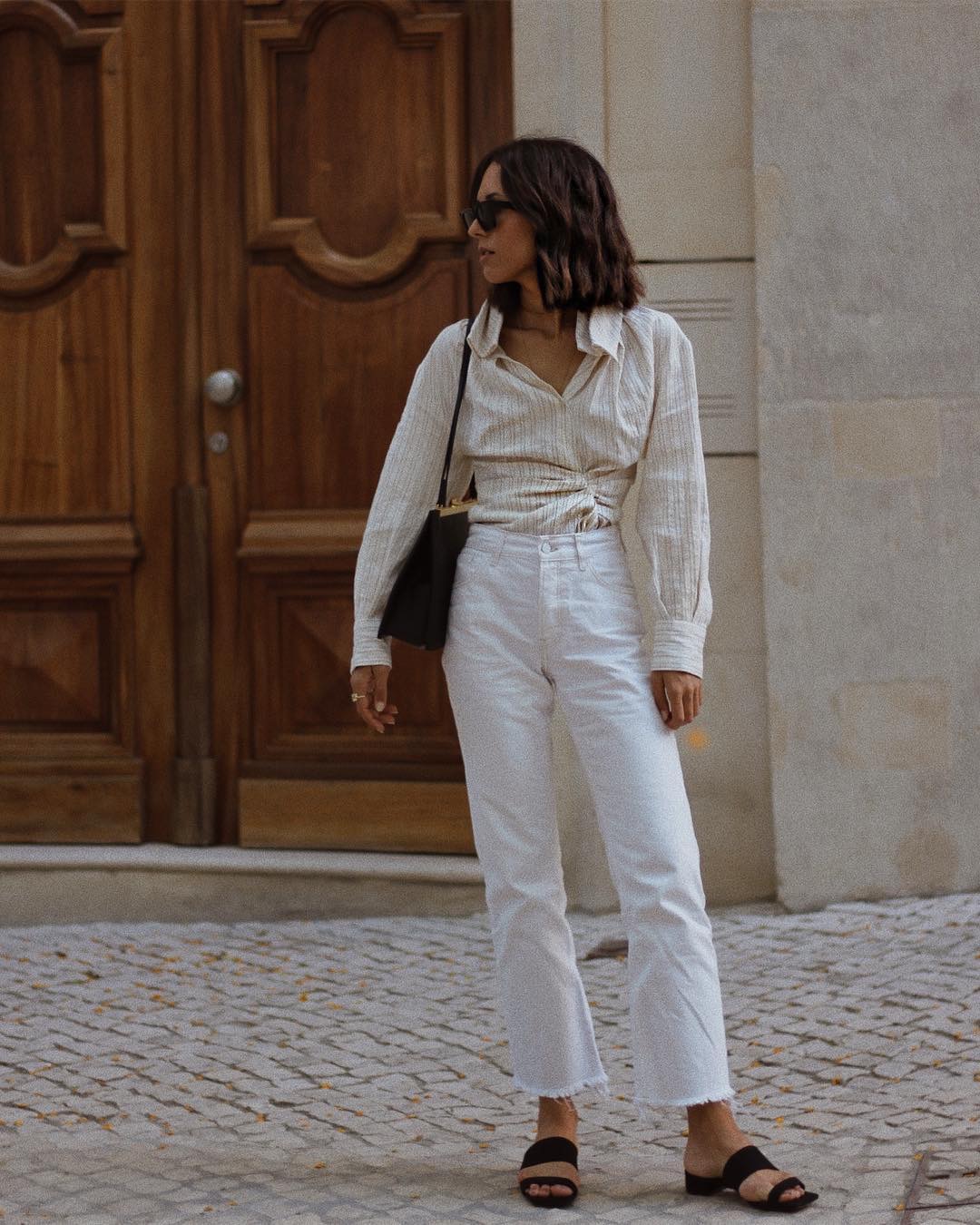 米色显高级,米色系穿搭属于什么配色