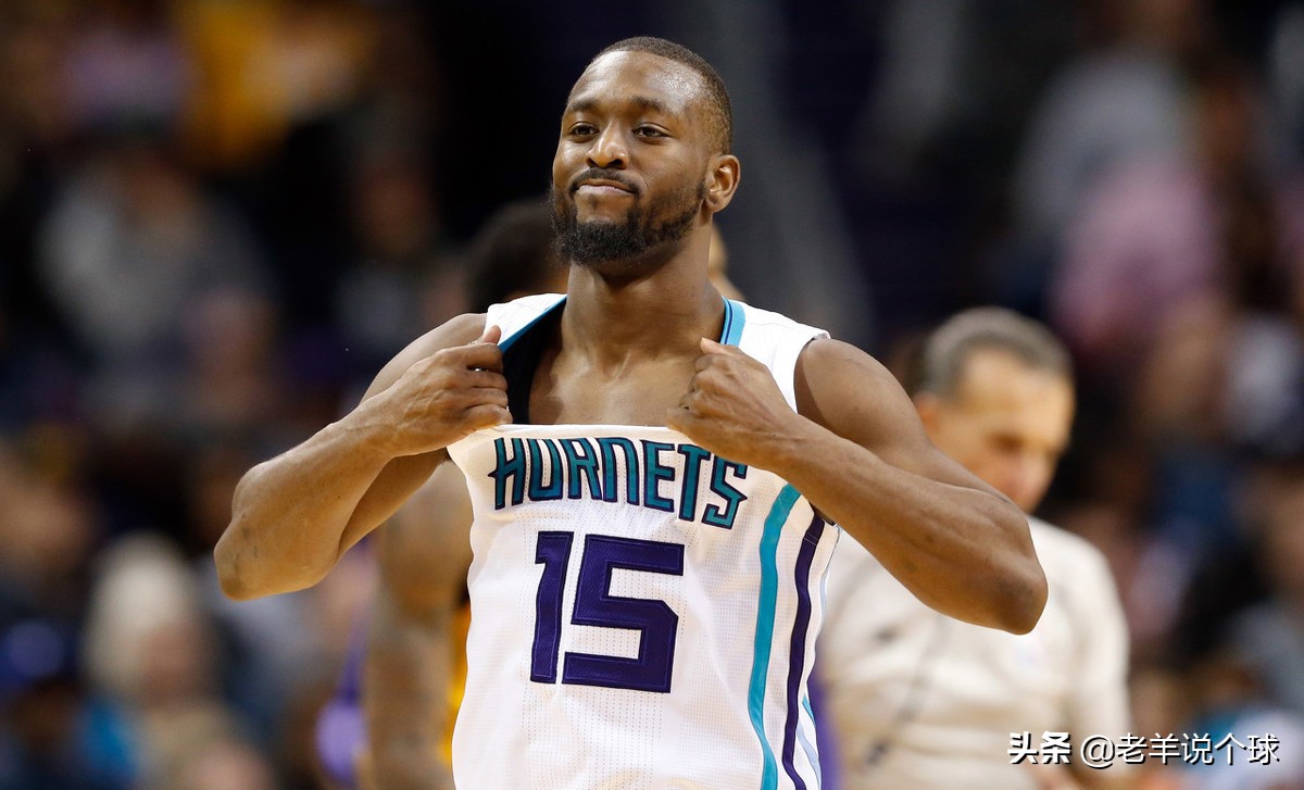 认可？美媒评选控球后卫，火箭威少第4，利拉德第2，榜首人心所向