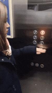 搞笑动态小短腿图,搞笑动图gif骑自行车