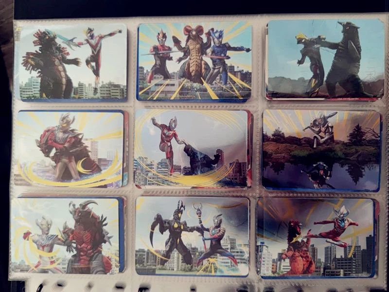 奥特曼卡片是雷霆还是黑钻版,奥特曼卡片到底要不要买呢