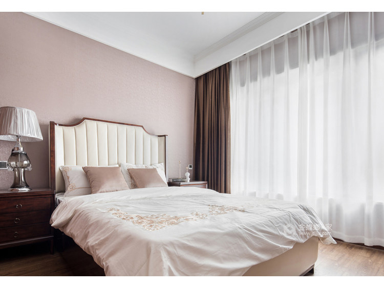 蓝色系轻奢风装修,蓝色轻奢风