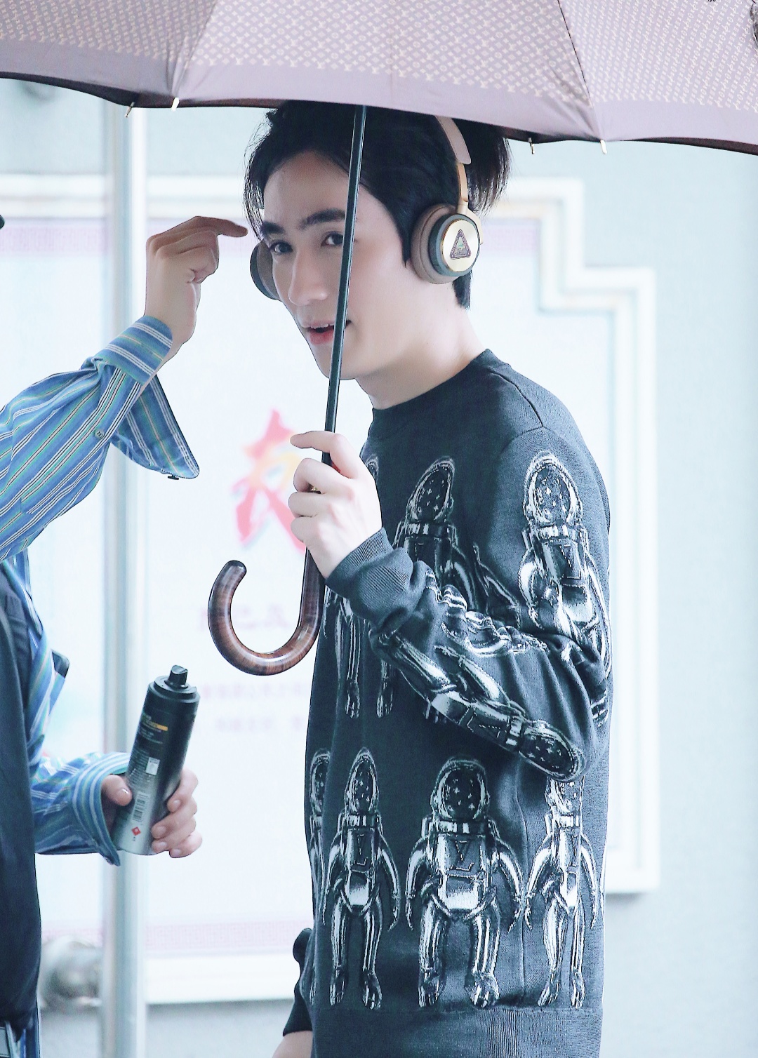 关于朱一龙的那些暖心小细节,朱一龙唯有守得本色才能守住品质