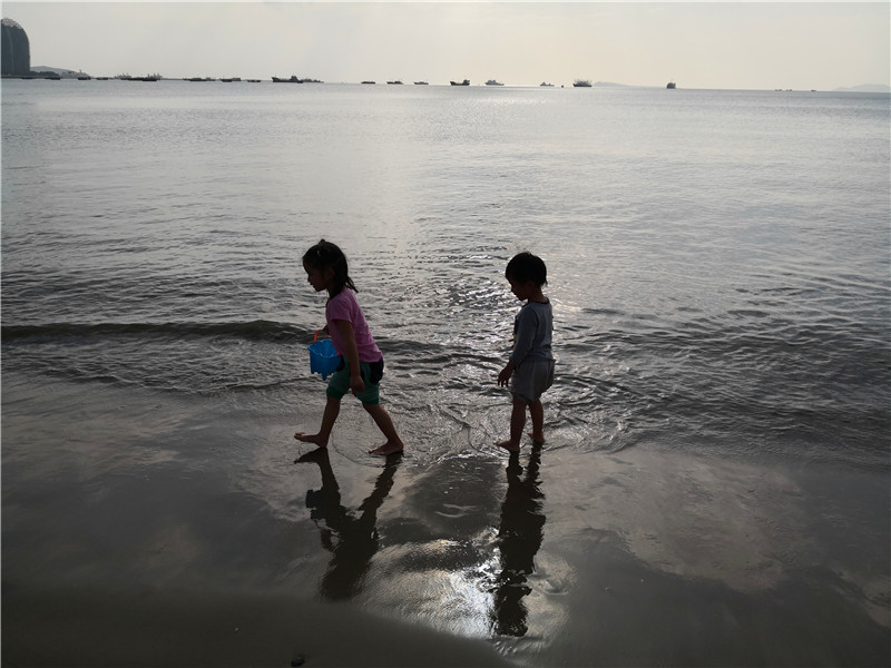 海南兰海美丽新海岸,海南8月风景