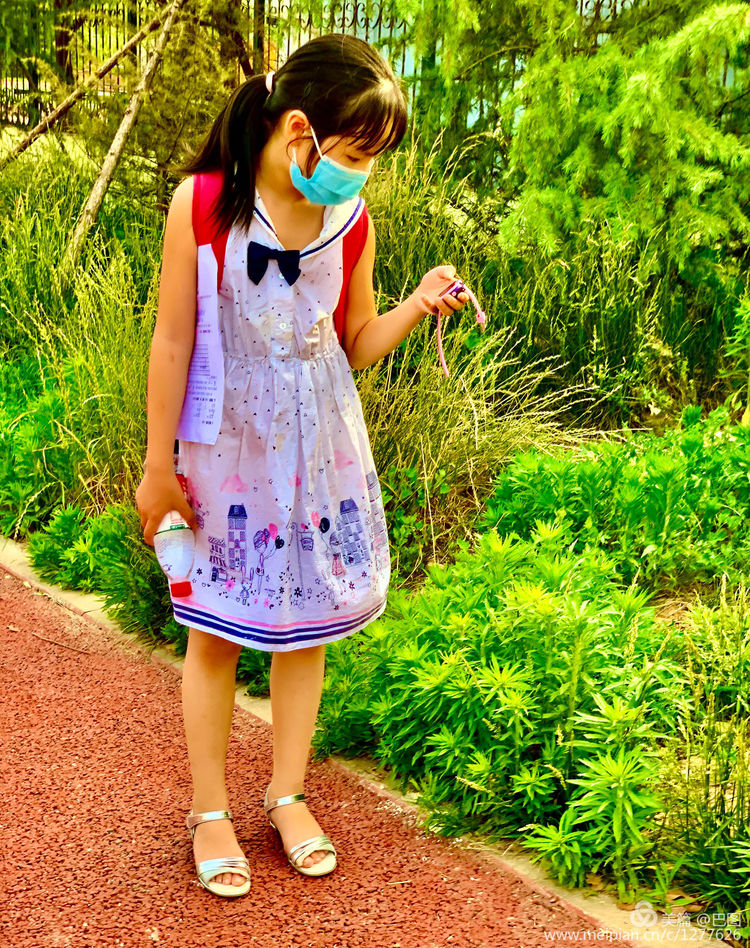 金色童年8张图片,金色的童年相片